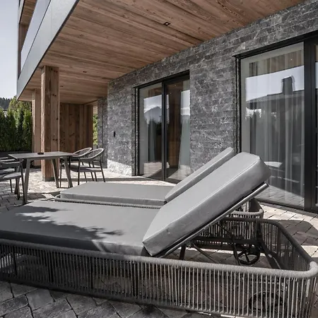 Kaiserjuwel 4 Sterne Superior Ξενοδοχείο Prama